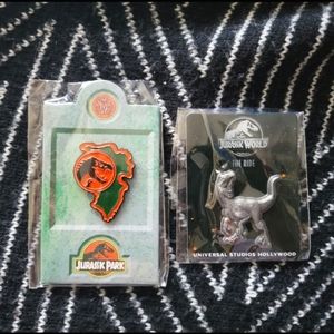 JURASSIC PARK pins BNWT